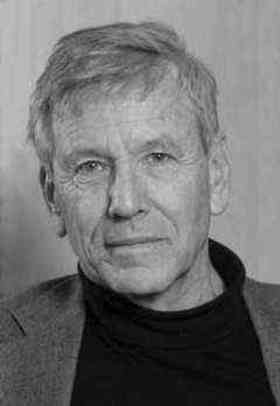 Amos Oz quotes