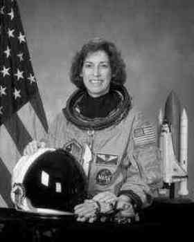 Ellen Ochoa quotes