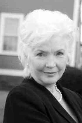 Fionnula Flanagan quotes