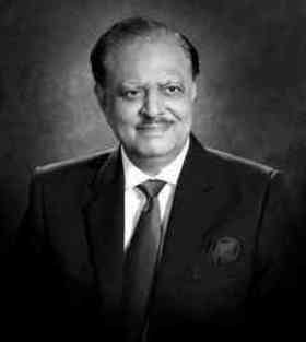 Mamnoon Hussain quotes